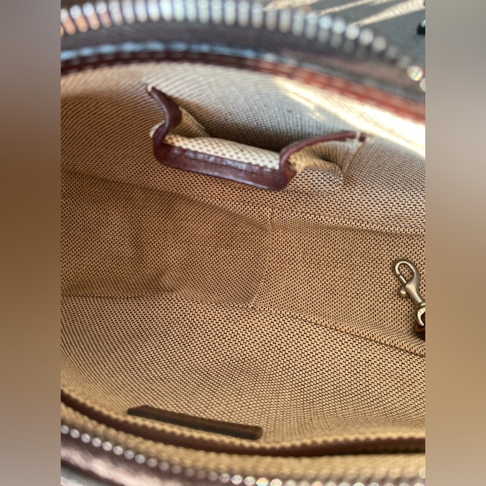 Dooney & Bourke Y2K Signature Shoulder Bag - Picture 16 of 16